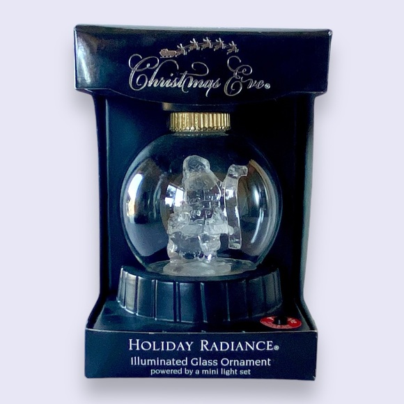 NWT Santa’s Best Holiday Radiance Illuminated Glass Ornament - Picture 1 of 13